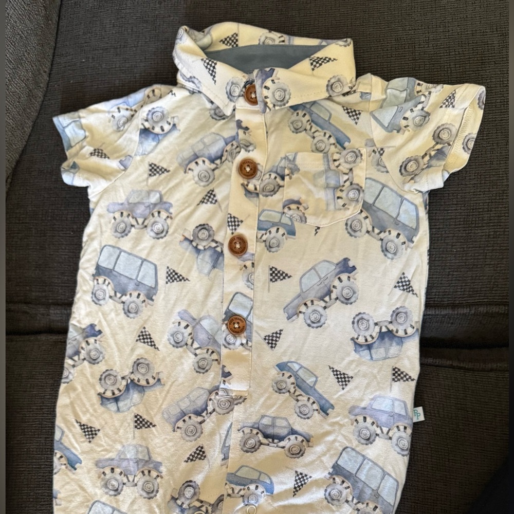 Kids POSH PEANUT One Piece with Car Print - Blue and White super cute ✨